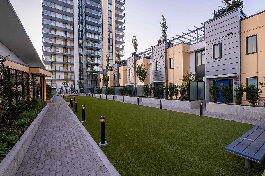 2602 1401 Hunter Street North Vancouver, BC - 38