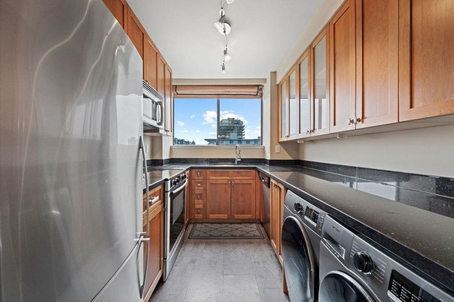 801 114 W Keith Road North Vancouver, BC - 11