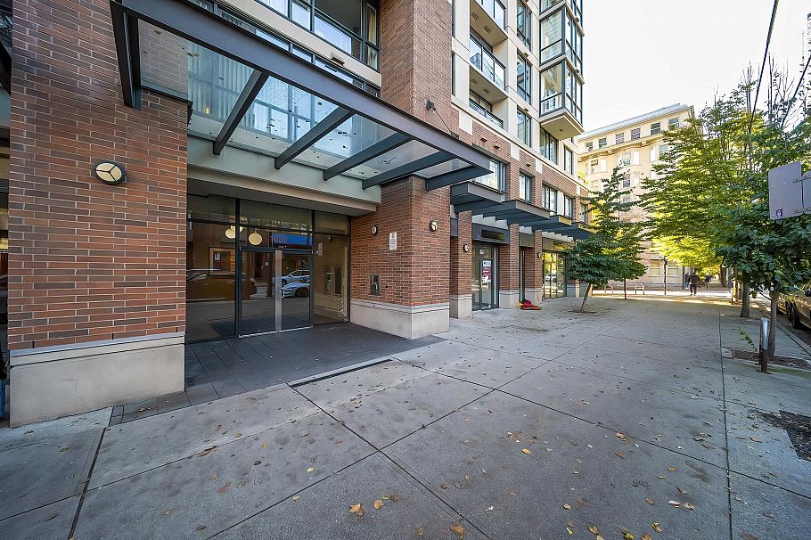 1606 1082 Seymour Street Vancouver, BC - 3