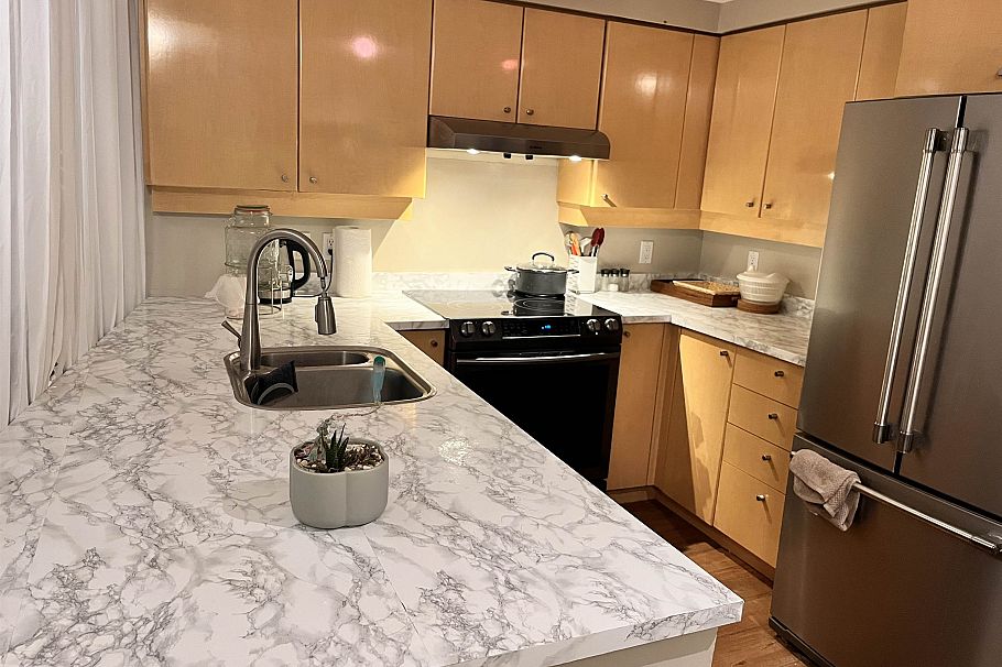 1007 1008 Cambie Street Vancouver, BC - 3