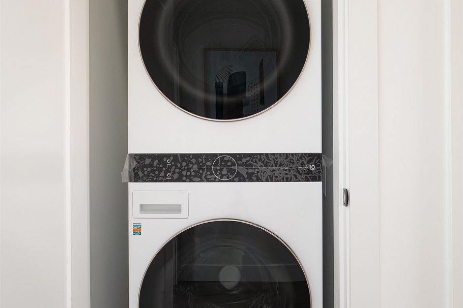 2 2474 E 21st Avenue Vancouver, BC - 25