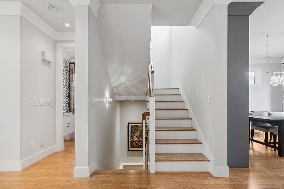 3963 W 20th Avenue Vancouver, BC - 23