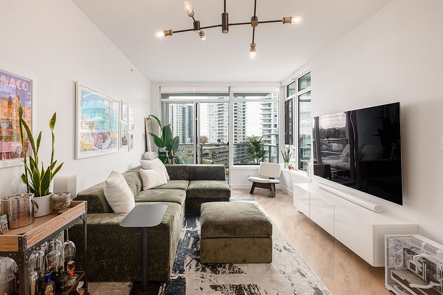 906 3557 Sawmill Crescent Vancouver, BC - 8