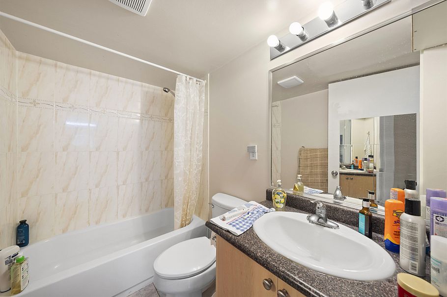 4763 Killarney Street Vancouver, BC - 17