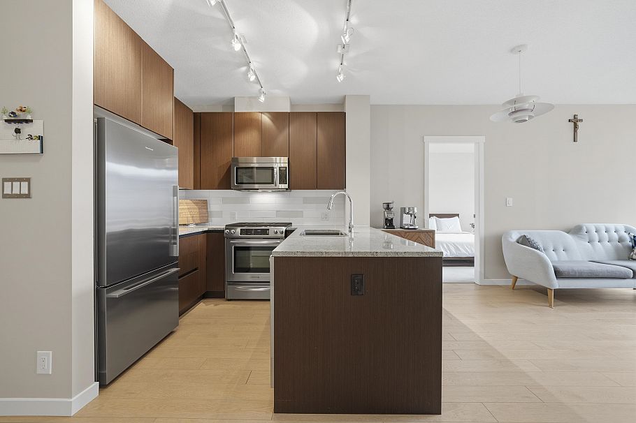 408 135 W 2nd Street North Vancouver, BC - 15