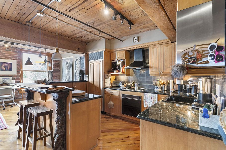 301 41 Alexander Street Vancouver, BC - 10