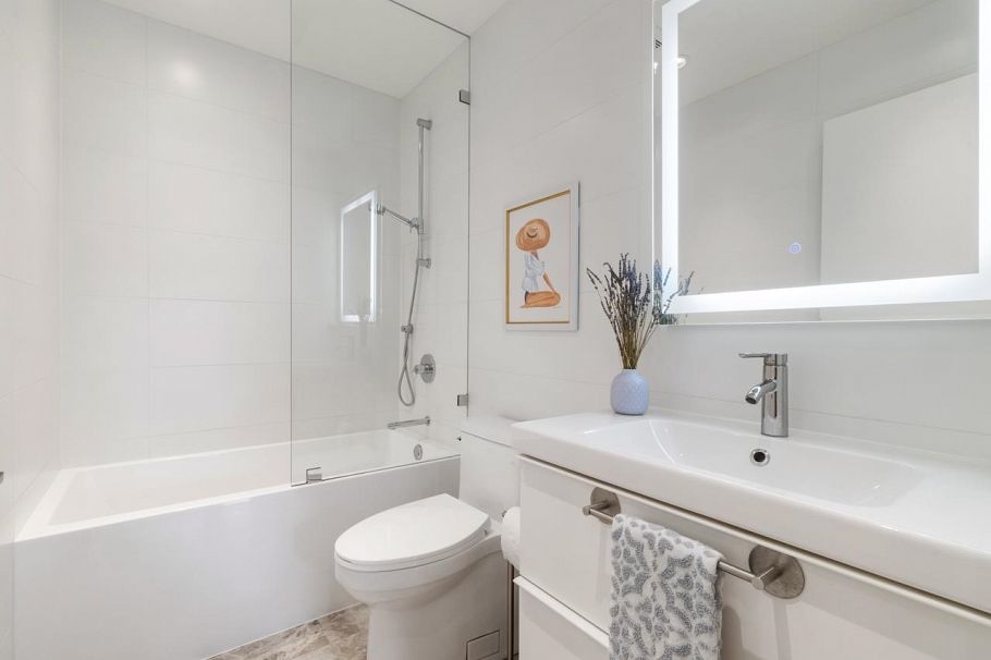 308 755 W 15th Avenue Vancouver, BC - 22