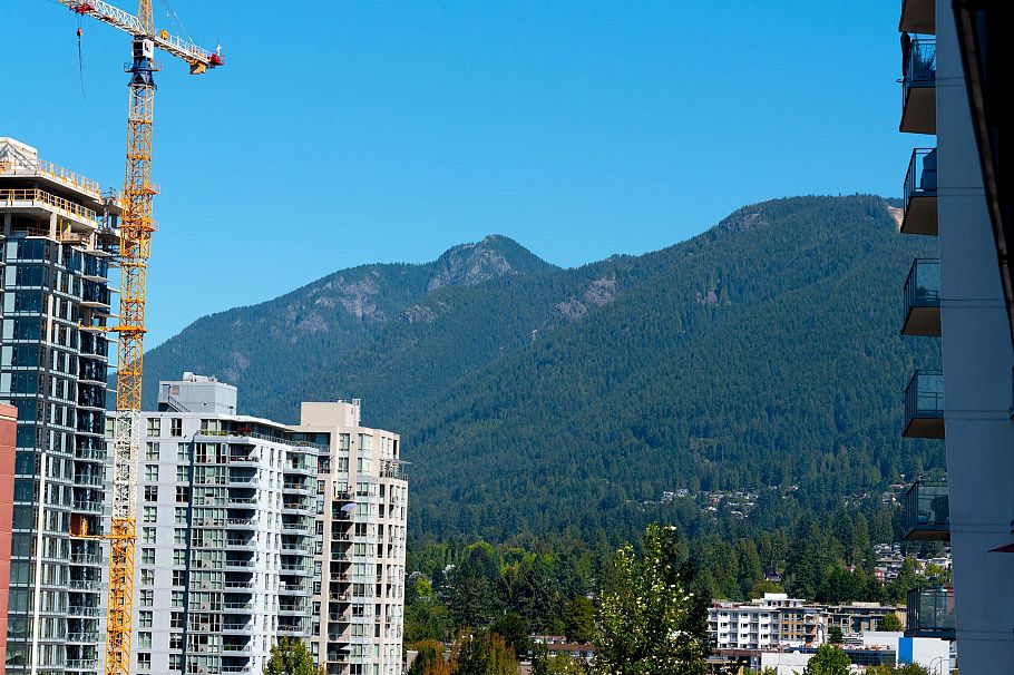 703 111 E 13th Street North Vancouver, BC - 39