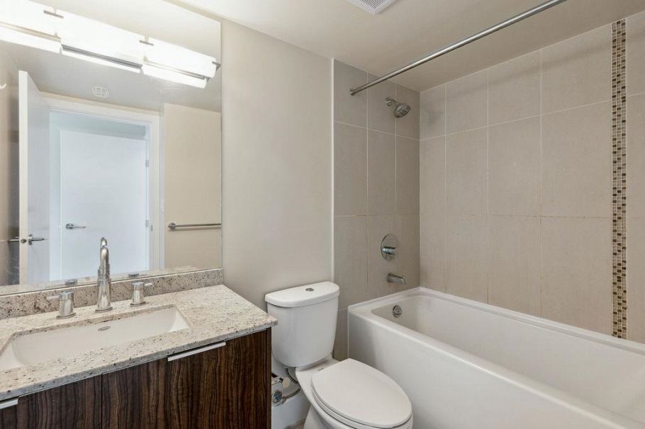 1801 1088 Richards Street Vancouver, BC - 27