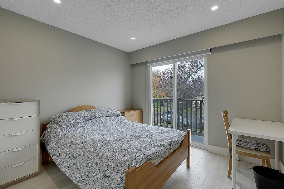 2624 Kitchener Street Vancouver, BC - 19