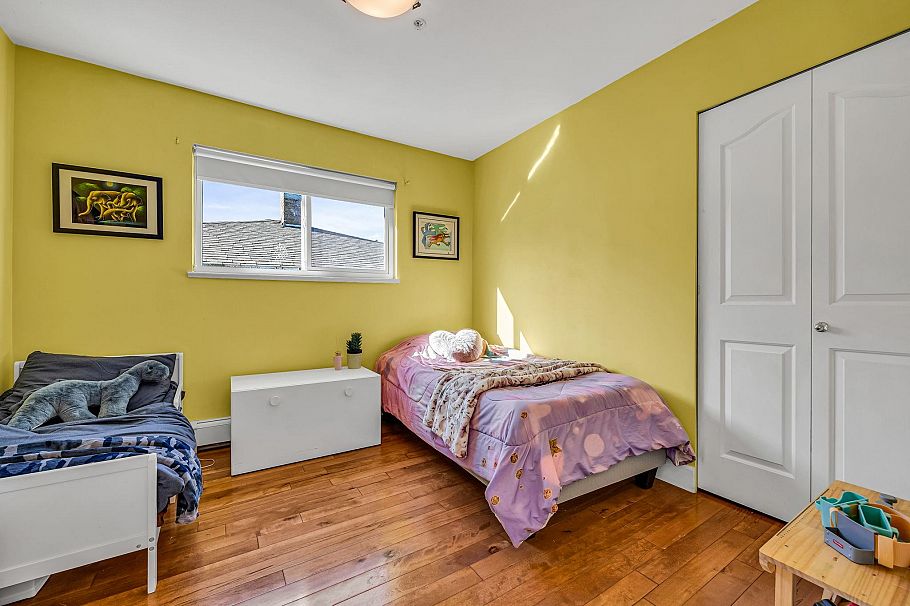 3191 E 8th Avenue Vancouver, BC - 16