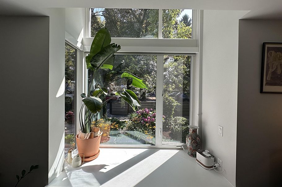 2073 E Pender Street Vancouver, BC - 4