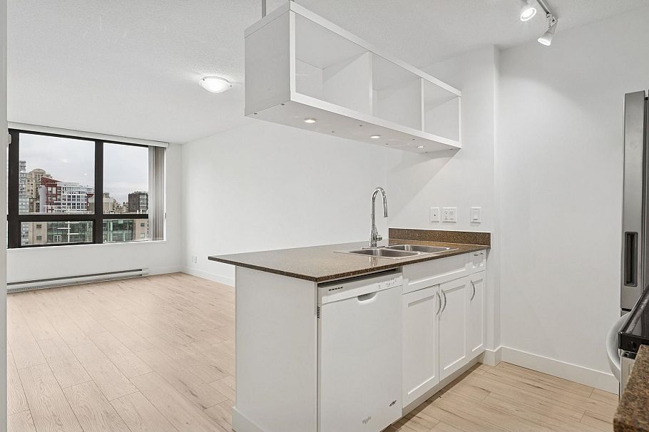 1532 938 Smithe Street Vancouver, BC - 7