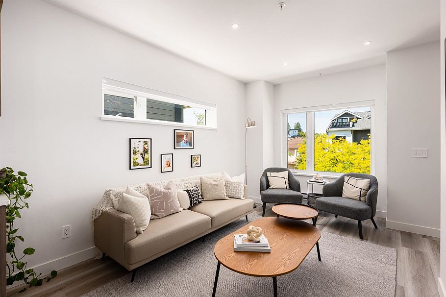 5102 Chambers Street Vancouver, BC - 2