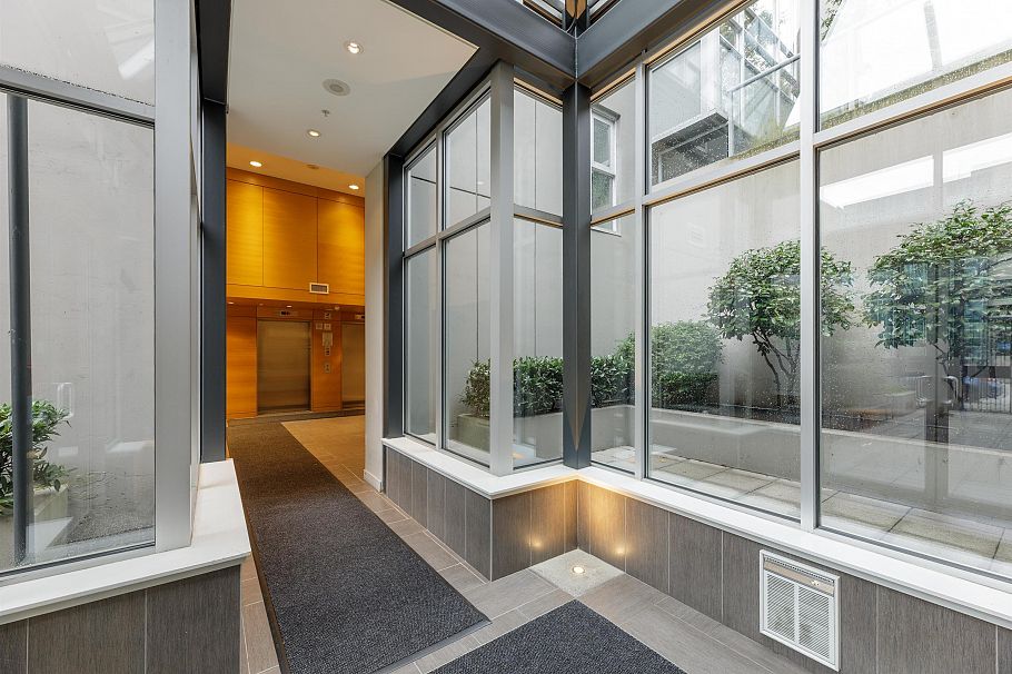 401 1030 W Broadway Vancouver, BC - 17