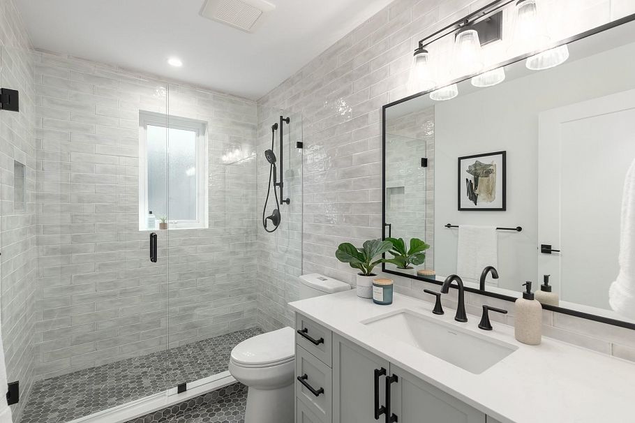 1061 Semlin Drive Vancouver, BC - 14