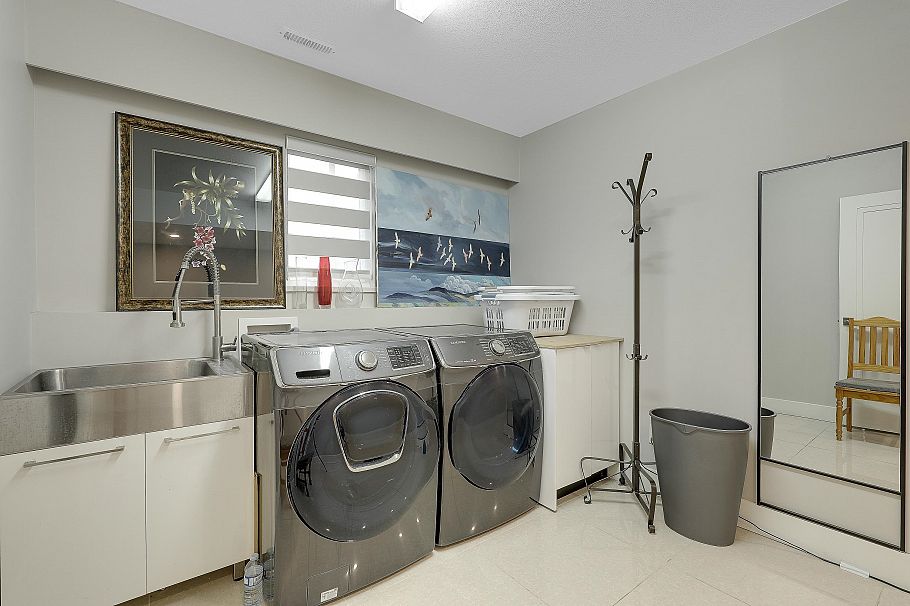 2624 Kitchener Street Vancouver, BC - 29