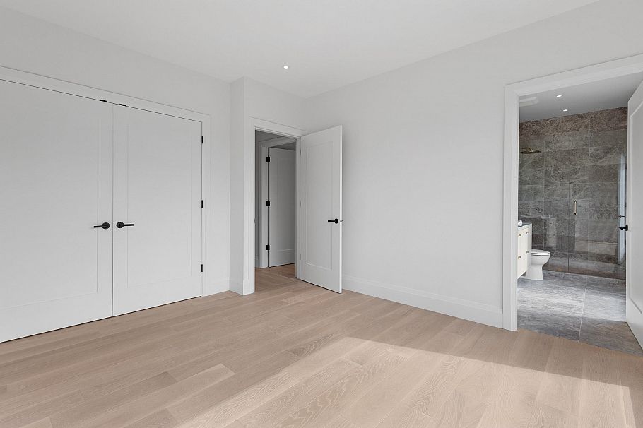 1 1243 E 27th Avenue Vancouver, BC - 18