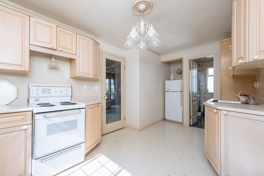 5020 Moss Street Vancouver, BC - 10