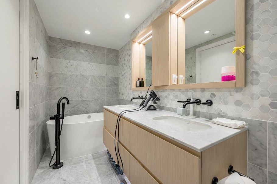 901 1180 Broughton Street Vancouver, BC - 13