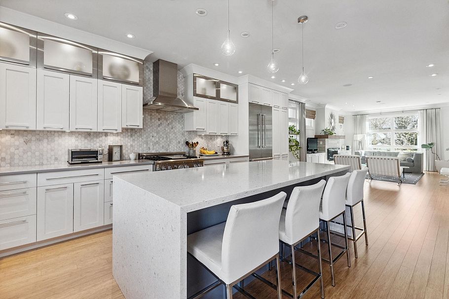 3963 W 20th Avenue Vancouver, BC - 17