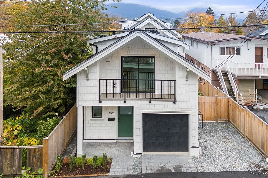 2526 Mcgill Street Vancouver, BC - 1