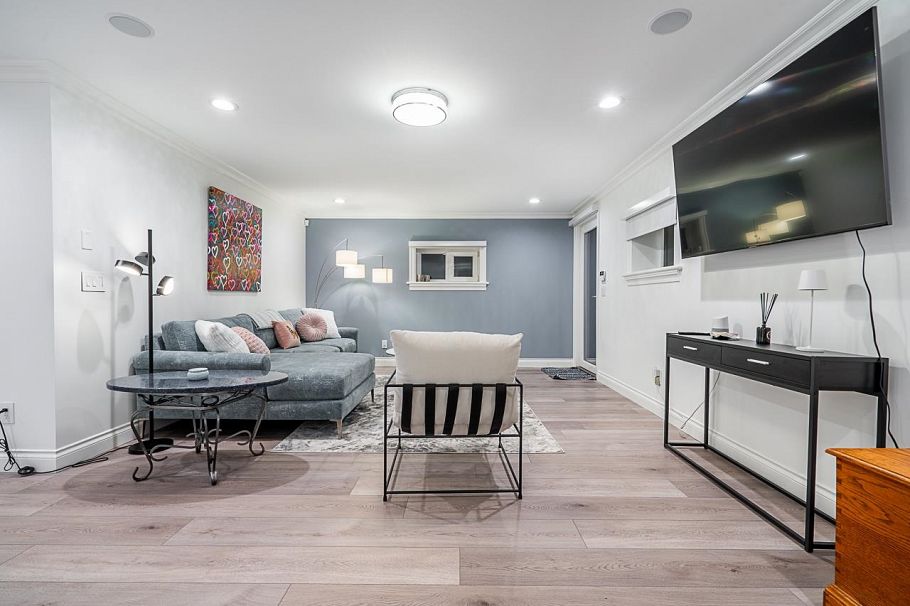 559 E 4th Street North Vancouver, BC - 19