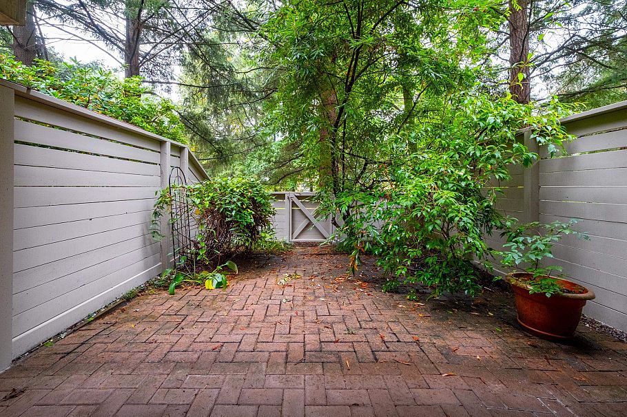 4083 Parkway Drive Vancouver, BC - 32