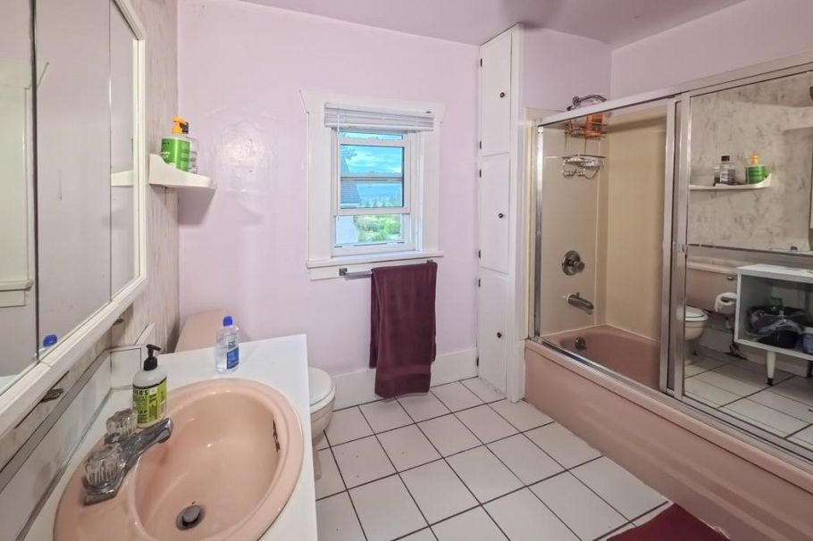 5570 Balaclava Street Vancouver, BC - 13