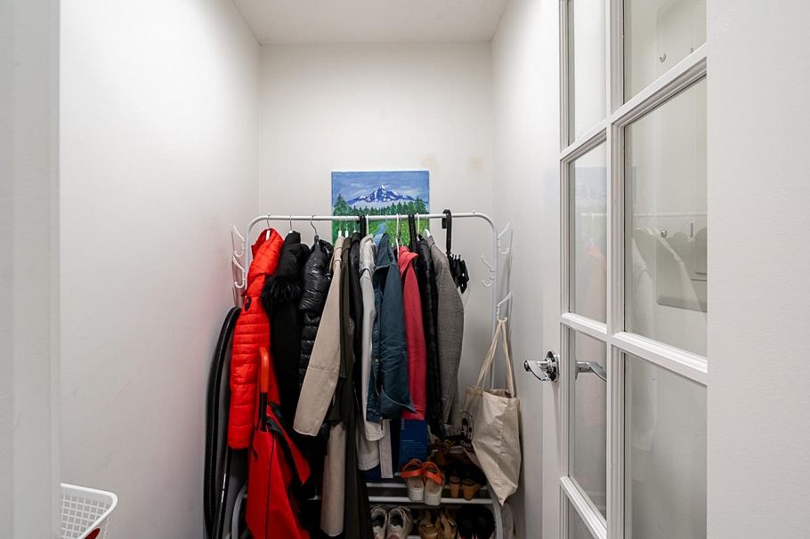 1708 909 Mainland Street Vancouver, BC - 17