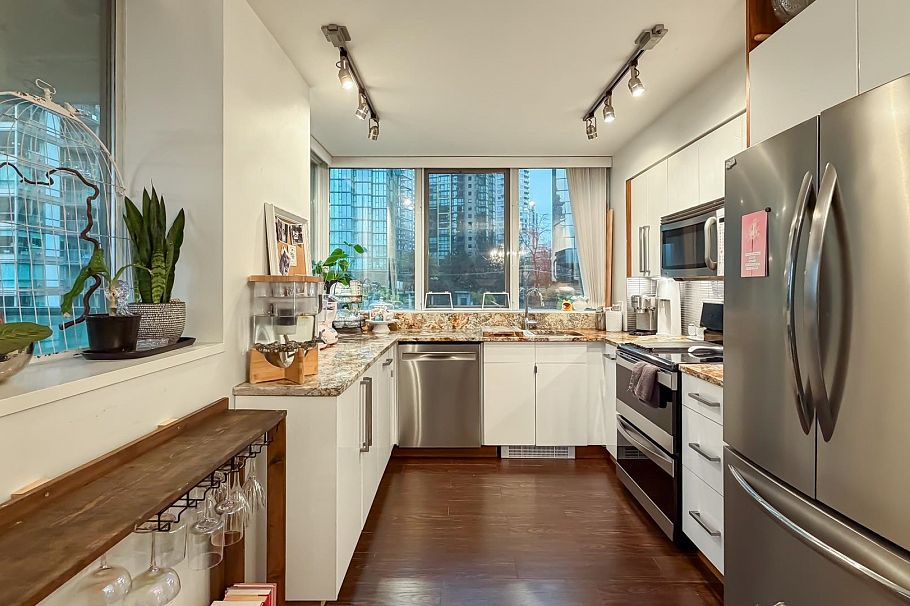 506 588 Broughton Street Vancouver, BC - 11