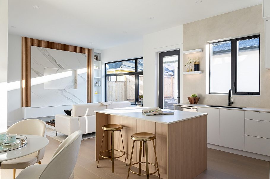 2 2474 E 21st Avenue Vancouver, BC - 3