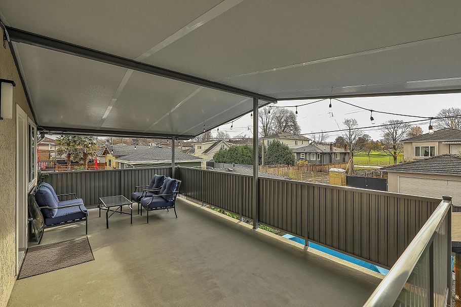 2624 Kitchener Street Vancouver, BC - 30