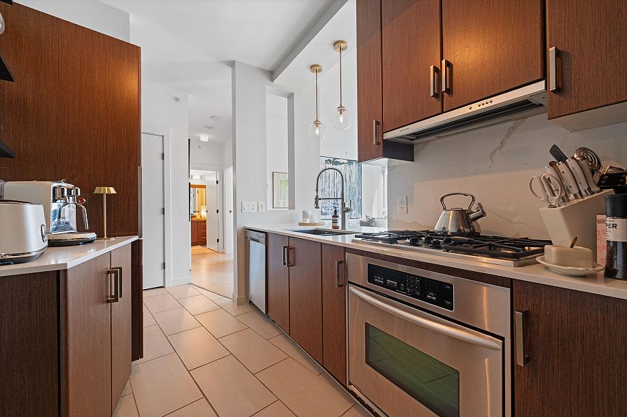 2704 1189 Melville Street Vancouver, BC - 13