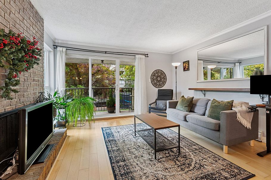 204 1234 Pendrell Street Vancouver, BC - 1