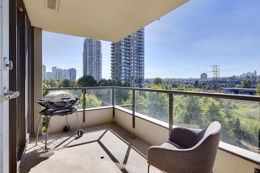 806 4178 Dawson Street Burnaby, BC - 25