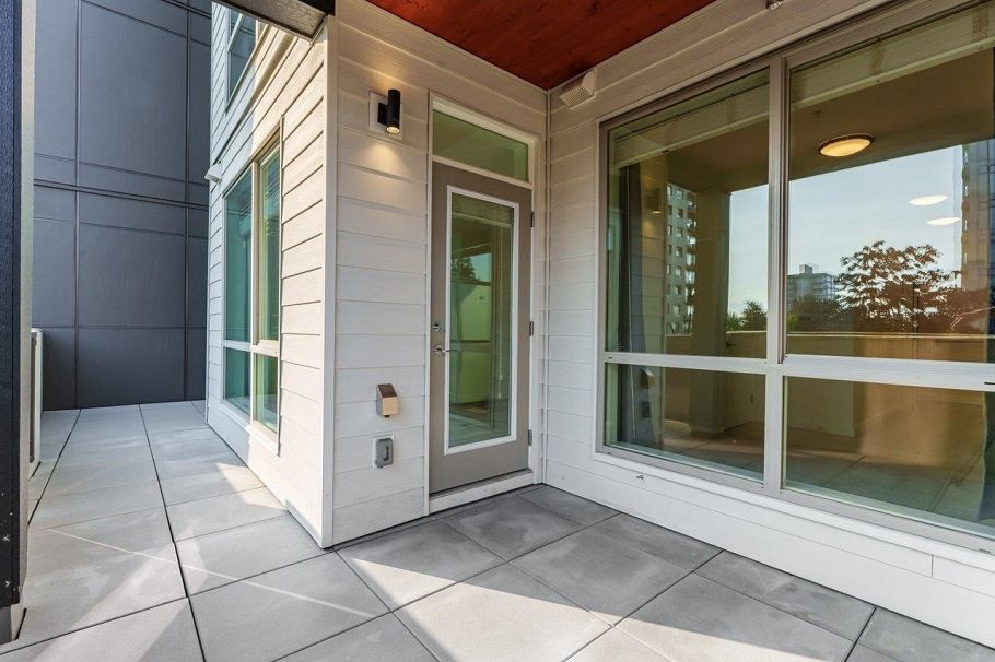 202 128 E 8th Street North Vancouver, BC - 5