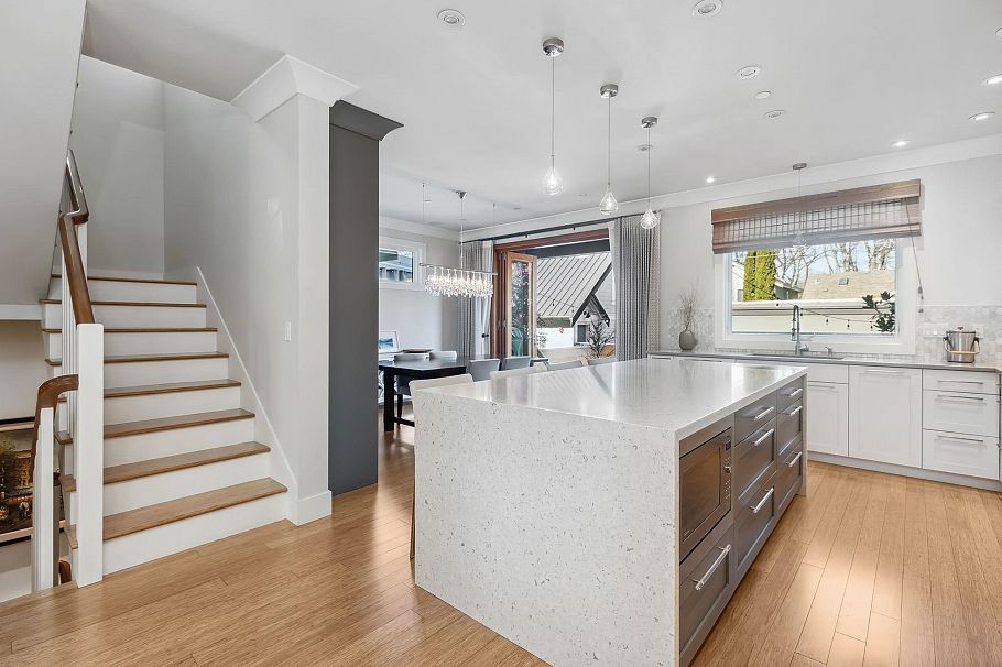 3963 W 20th Avenue Vancouver, BC - 13