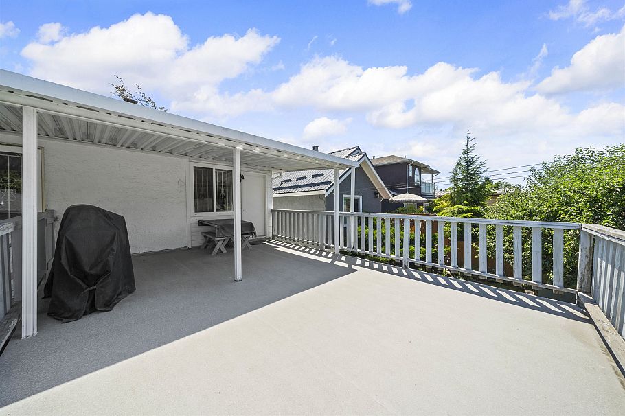 4763 Killarney Street Vancouver, BC - 11