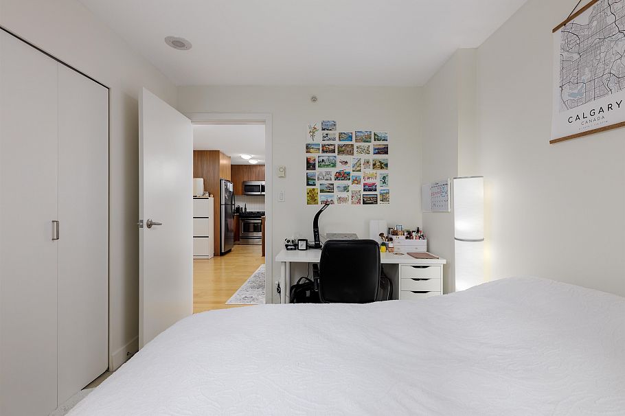 401 1030 W Broadway Vancouver, BC - 11