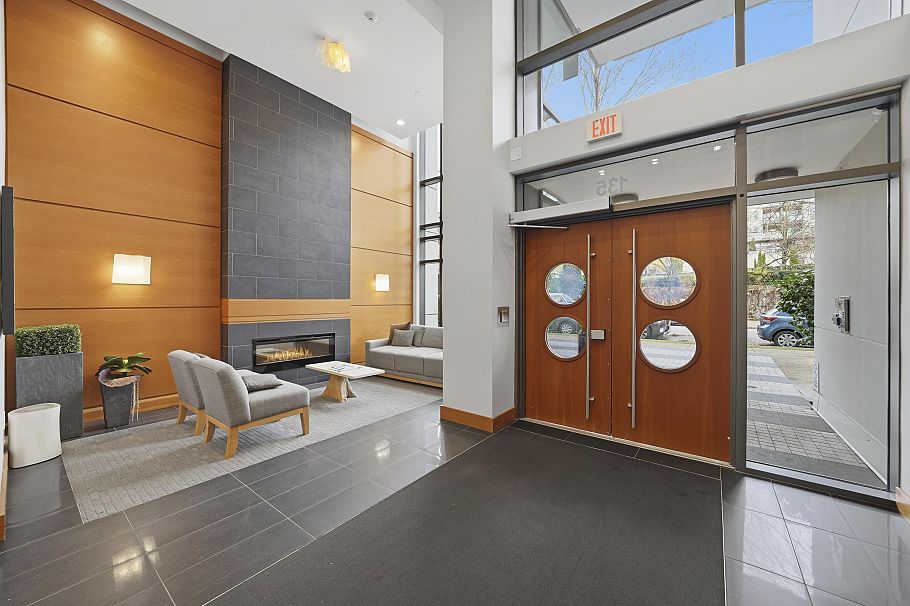 408 135 W 2nd Street North Vancouver, BC - 33