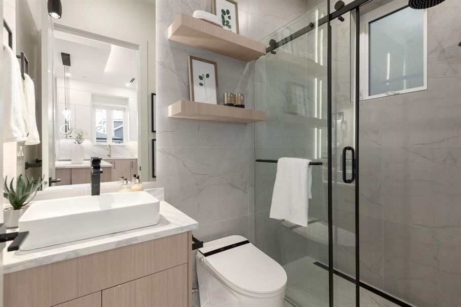 2 2658 Dundas Street Vancouver, BC - 19