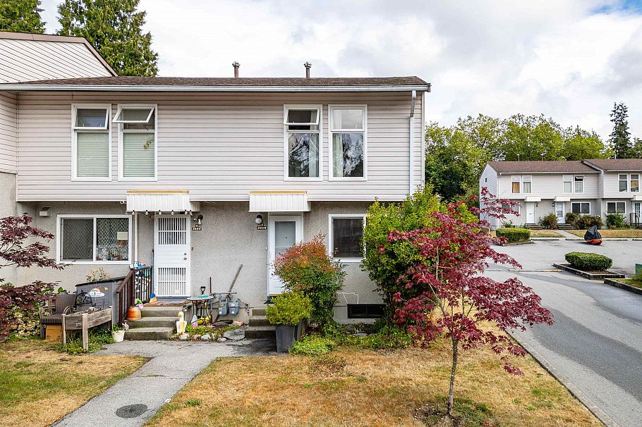 5 3554 E 49th Avenue Vancouver, BC - 30