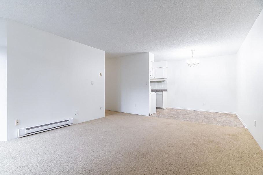 301 5932 Patterson Avenue Burnaby, BC - 11