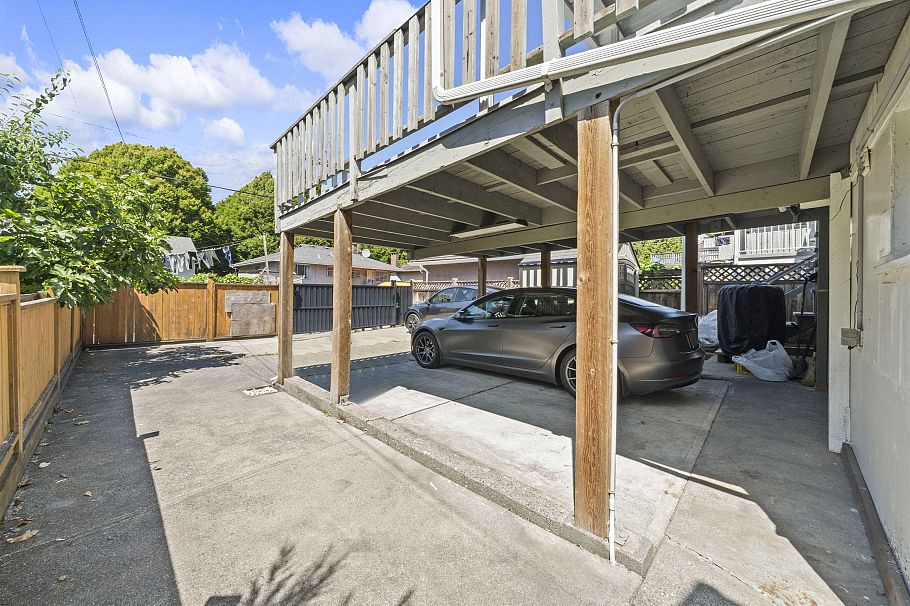 4763 Killarney Street Vancouver, BC - 21