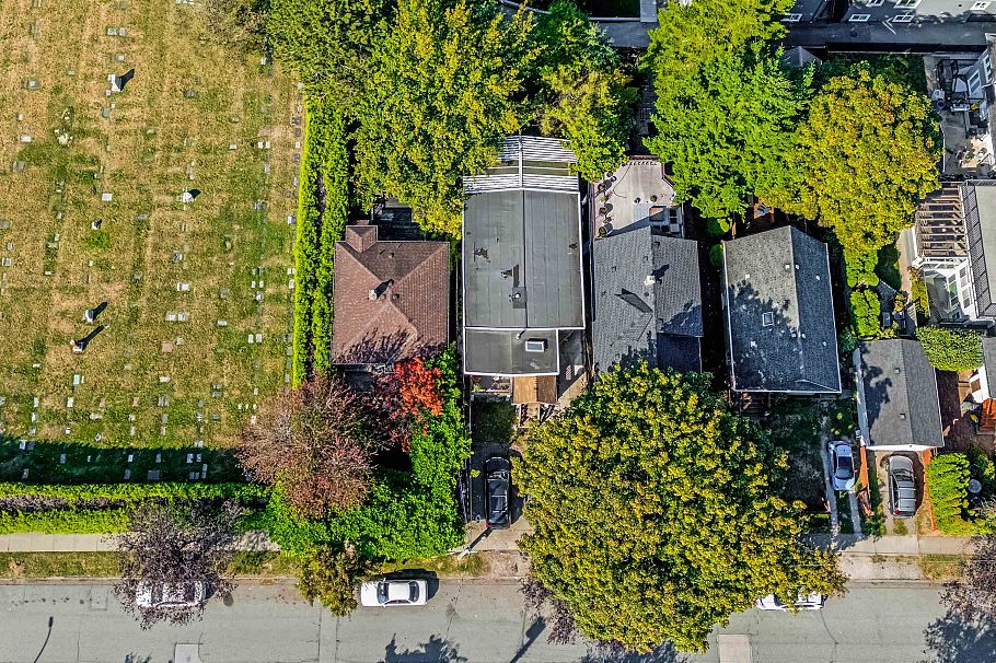 467 E 43rd Avenue Vancouver, BC - 8