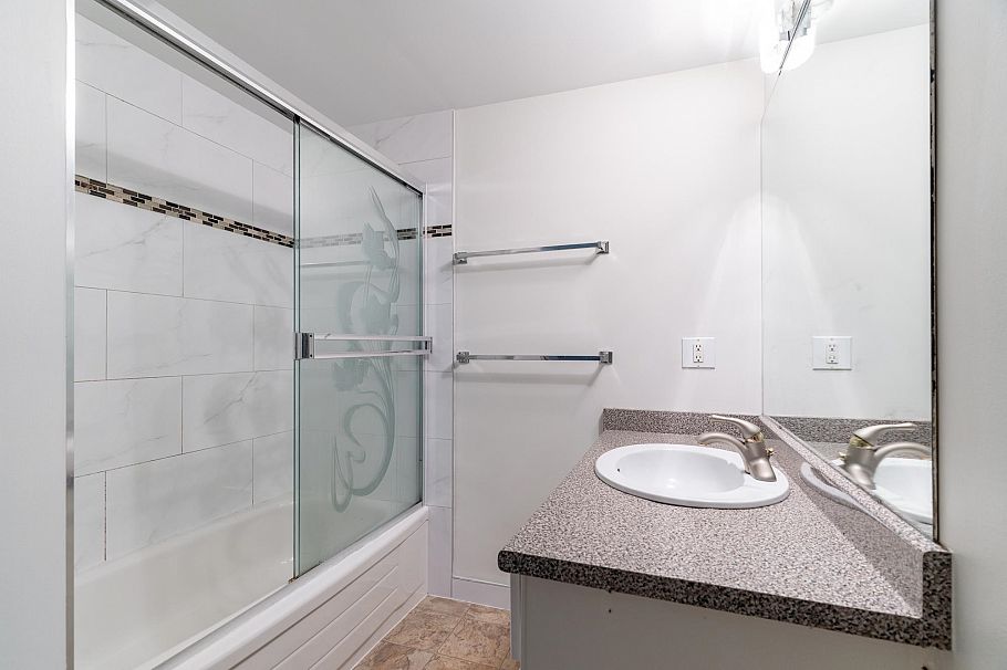 301 5932 Patterson Avenue Burnaby, BC - 20