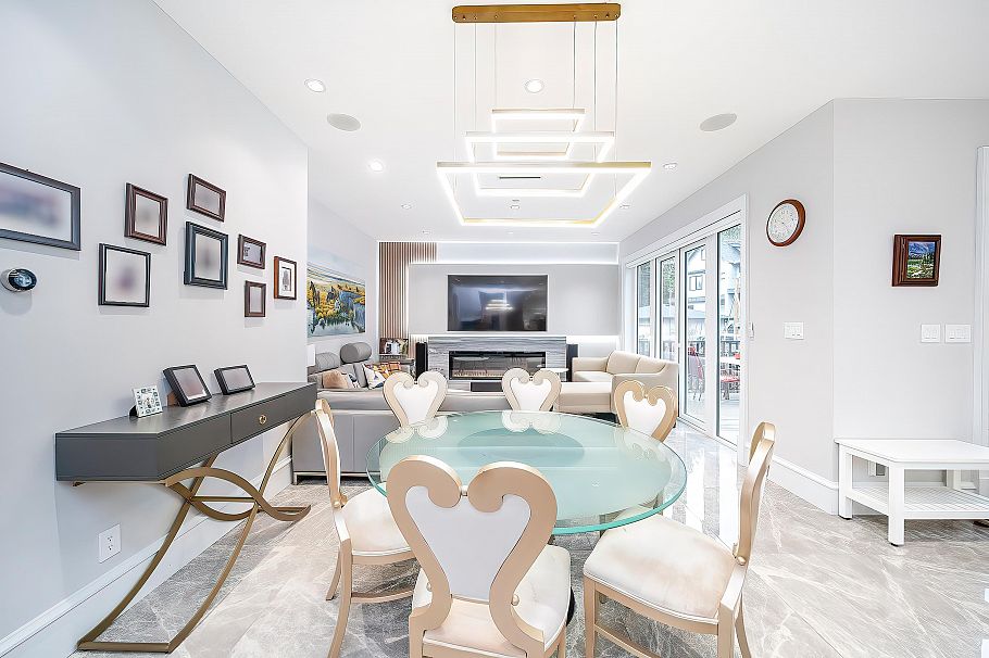 4085 W 41st Avenue Vancouver, BC - 9