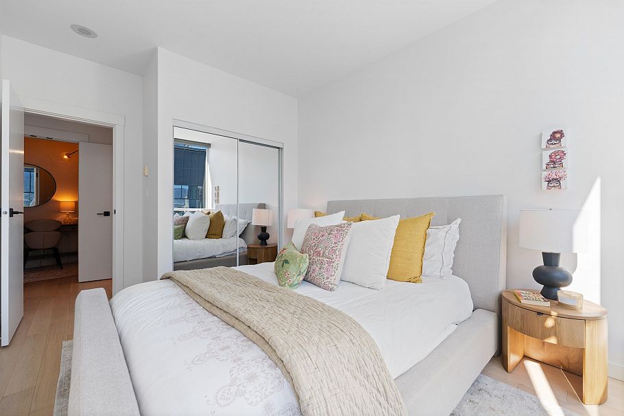 2704 1189 Melville Street Vancouver, BC - 16