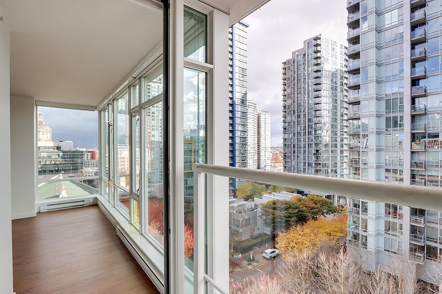 1115 161 W Georgia Street Vancouver, BC - 12